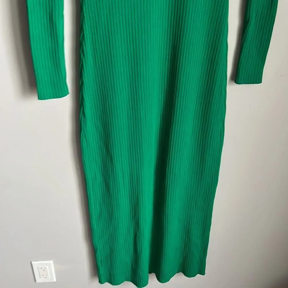 line and dot Jules Dress - Picture 12 of 16